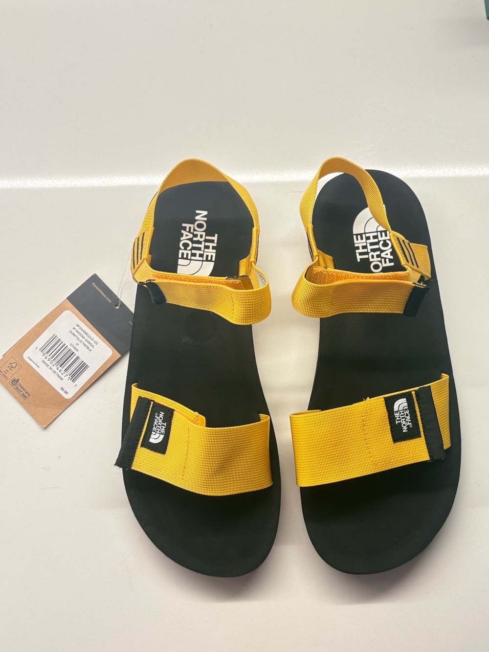 The North Face Skeena unisex Sport Sandal Yellow Color Size 12